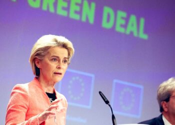 Green Deal, Ursula von der Leyen con il commissario Gentiloni